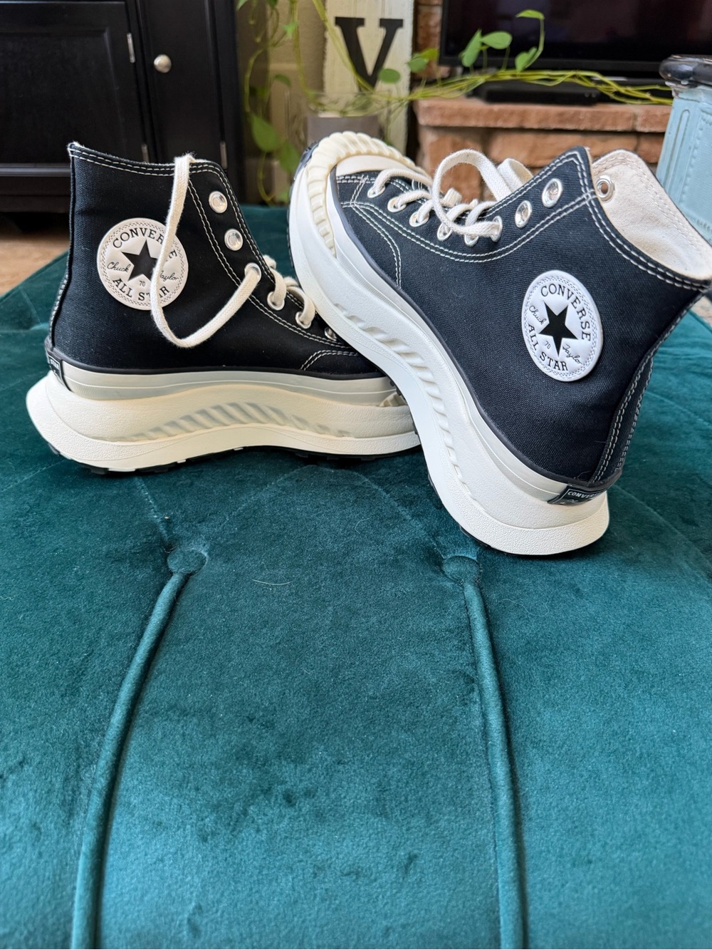 Converse Chuck 70 AT-CX Hightops - Picture 2 of 12